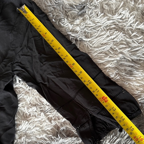 Wilfred Classic Black Garment - Picture 14 of 14